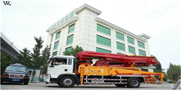 小科給你來(lái)科普：小型混凝土泵車(chē)更換管道應注意什么