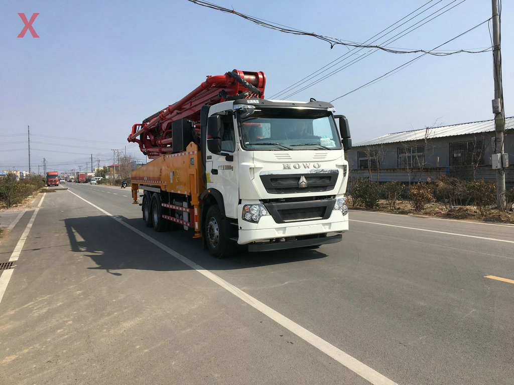 泵車(chē)